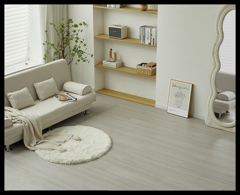 Largura do piso LVT 7,25 polegadas/183 mm superfície brilhante ou brilhante camada de desgaste camada superior